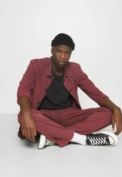 YOURTURN UNISEX - T-shirt basique Prix Discount t shirt Col rond all -Vêtements Boutique 07167d78bf88468195291738b6f9f8dd