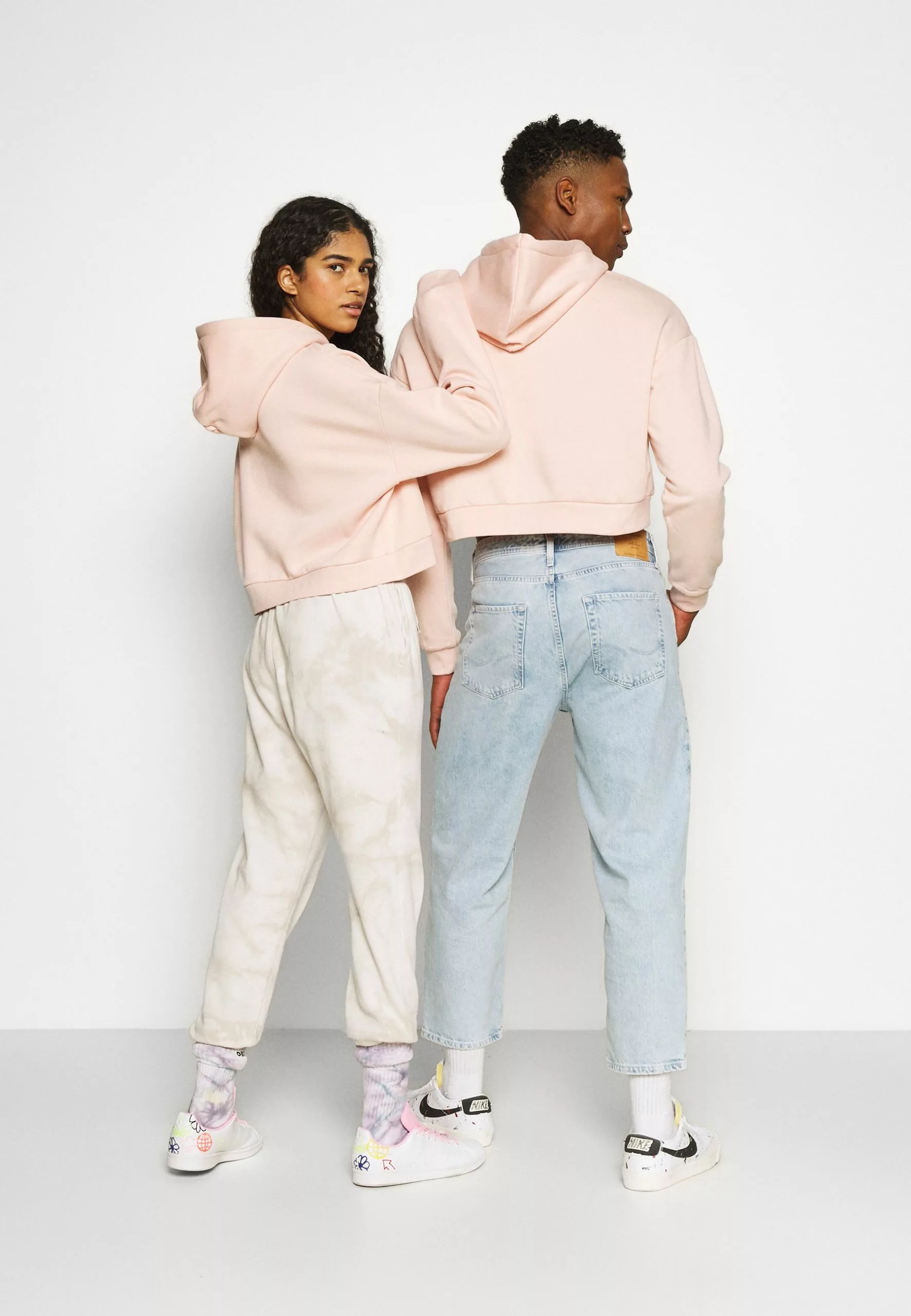 YOURTURN UNISEX - Sweatshirt Prix Exclusifs pullover Capuche all 5 YOURTURN UNISEX - Sweatshirt Prix Exclusifs pullover Capuche all – Image 3