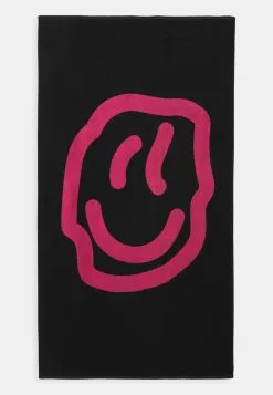 YOURTURN Rabais BEACH TOWEL 180x100CM 500 GSM - Serviette de plage beach accessories men -Vêtements Boutique 0e4ff5ef037240ccb2ca03a1f6a9b678 1