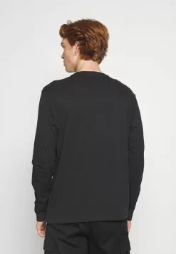 YOURTURN UNISEX - T-shirt à manches longues Prix Bradés t shirt Col rond all -Vêtements Boutique 11c6f2b821fb488ca3d8710f1c6980ae