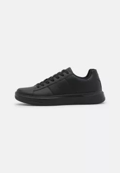 YOURTURN UNISEX - Baskets basses Prix Favorable sneaker Rond all -Vêtements Boutique 13651f9e055248148104ce5abb8a2829 1