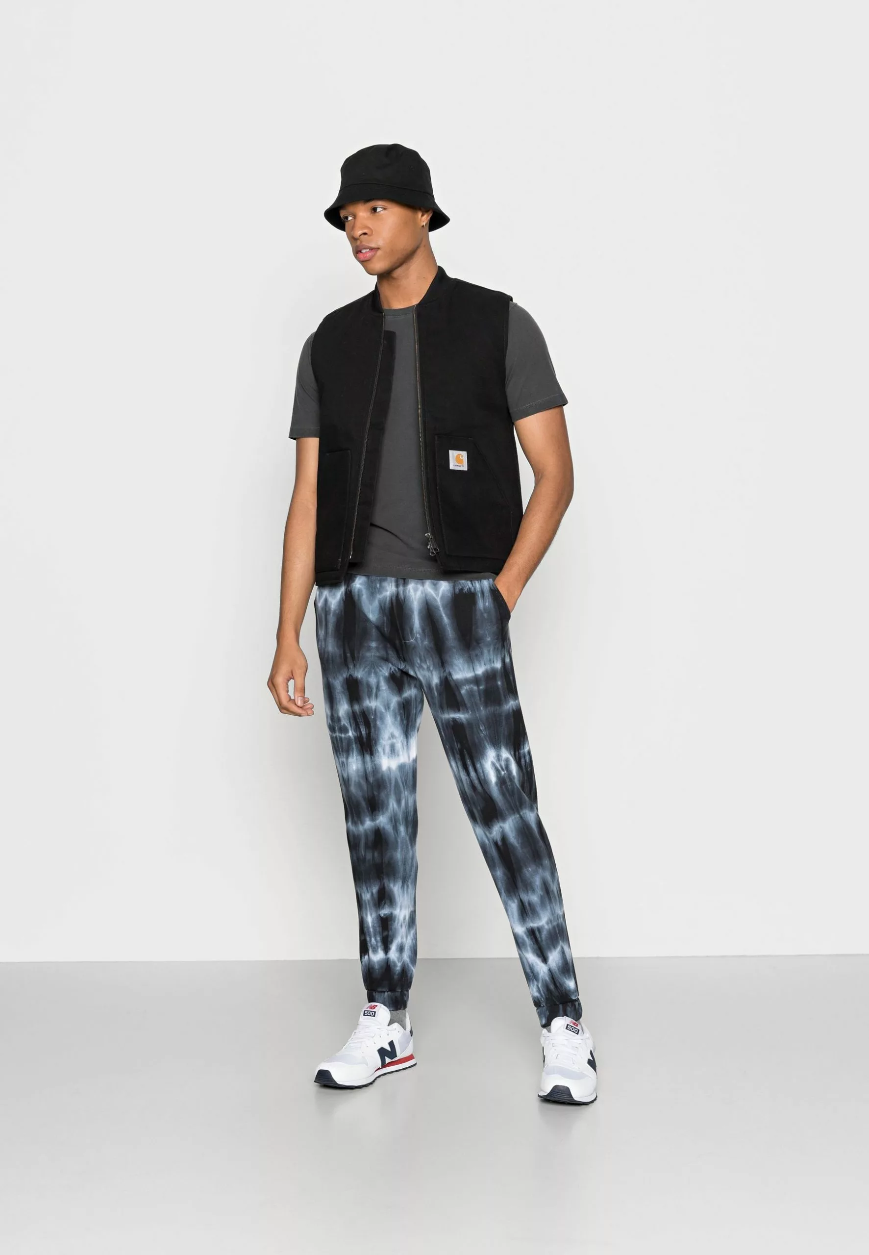 Meilleure qualité YOURTURN MONOCHROME TIE DYE JOGGER UNISEX - Pantalon de survêtement trouser Haute all 4 Meilleure qualité YOURTURN MONOCHROME TIE DYE JOGGER UNISEX - Pantalon de survêtement trouser Haute all – Image 2