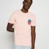 Petit Prix YOURTURN UNISEX - T-shirt imprimé t shirt Col rond all 2 Petit Prix YOURTURN UNISEX - T-shirt imprimé t shirt Col rond all -Vêtements Boutique 1c288dc5a0e94f269b249e45c93aa573