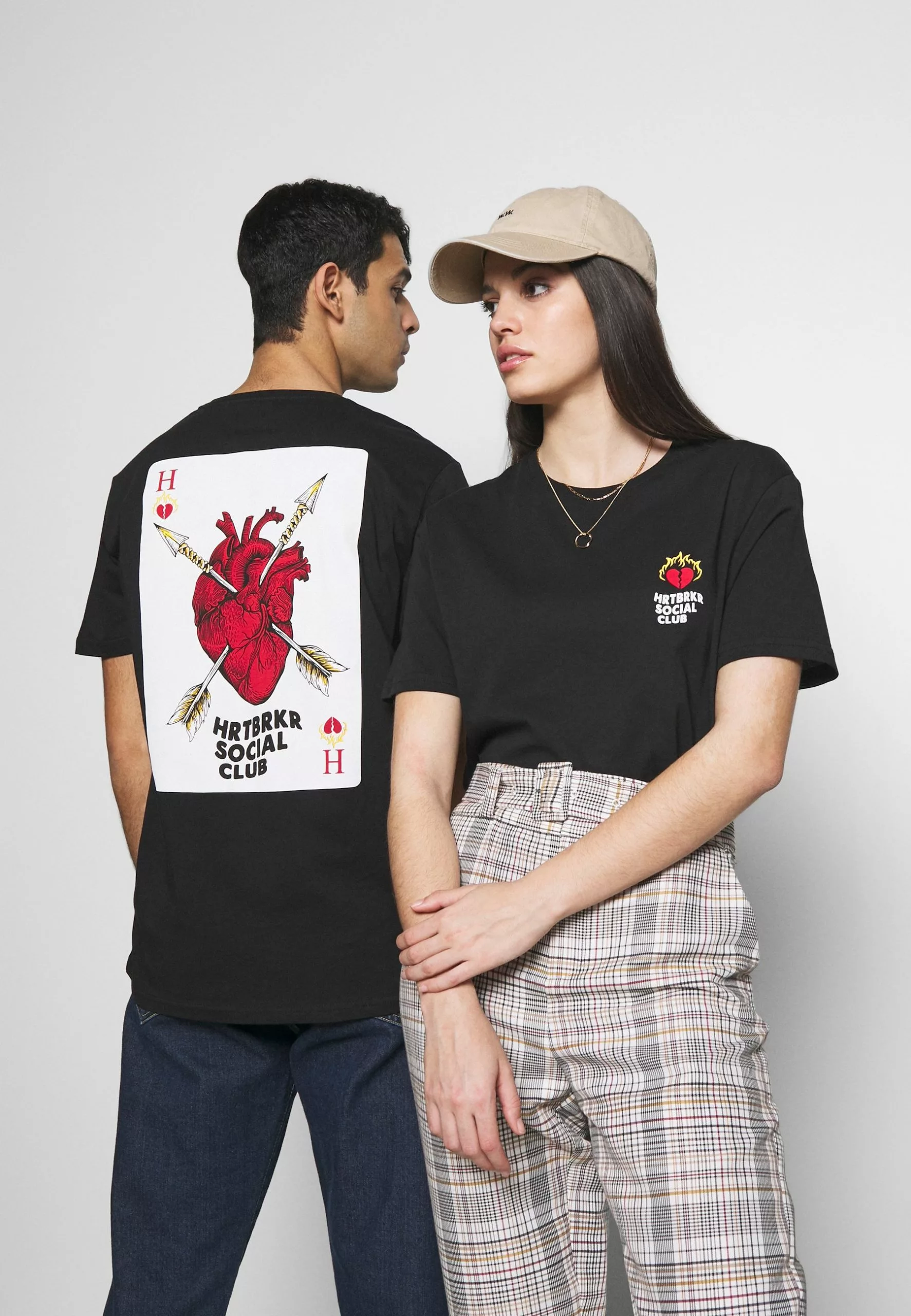 50% Off De Vente YOURTURN T-shirt imprimé t shirt Col rond all 3 50% Off De Vente YOURTURN T-shirt imprimé t shirt Col rond all