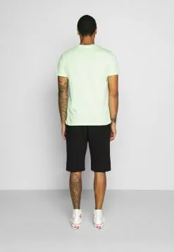 YOURTURN SET - Short Remise En Ligne combination clothing Normale all 12 YOURTURN SET - Short Remise En Ligne combination clothing Normale all -Vêtements Boutique 2b53ae008b1d4f72aca337401ccf0aa2