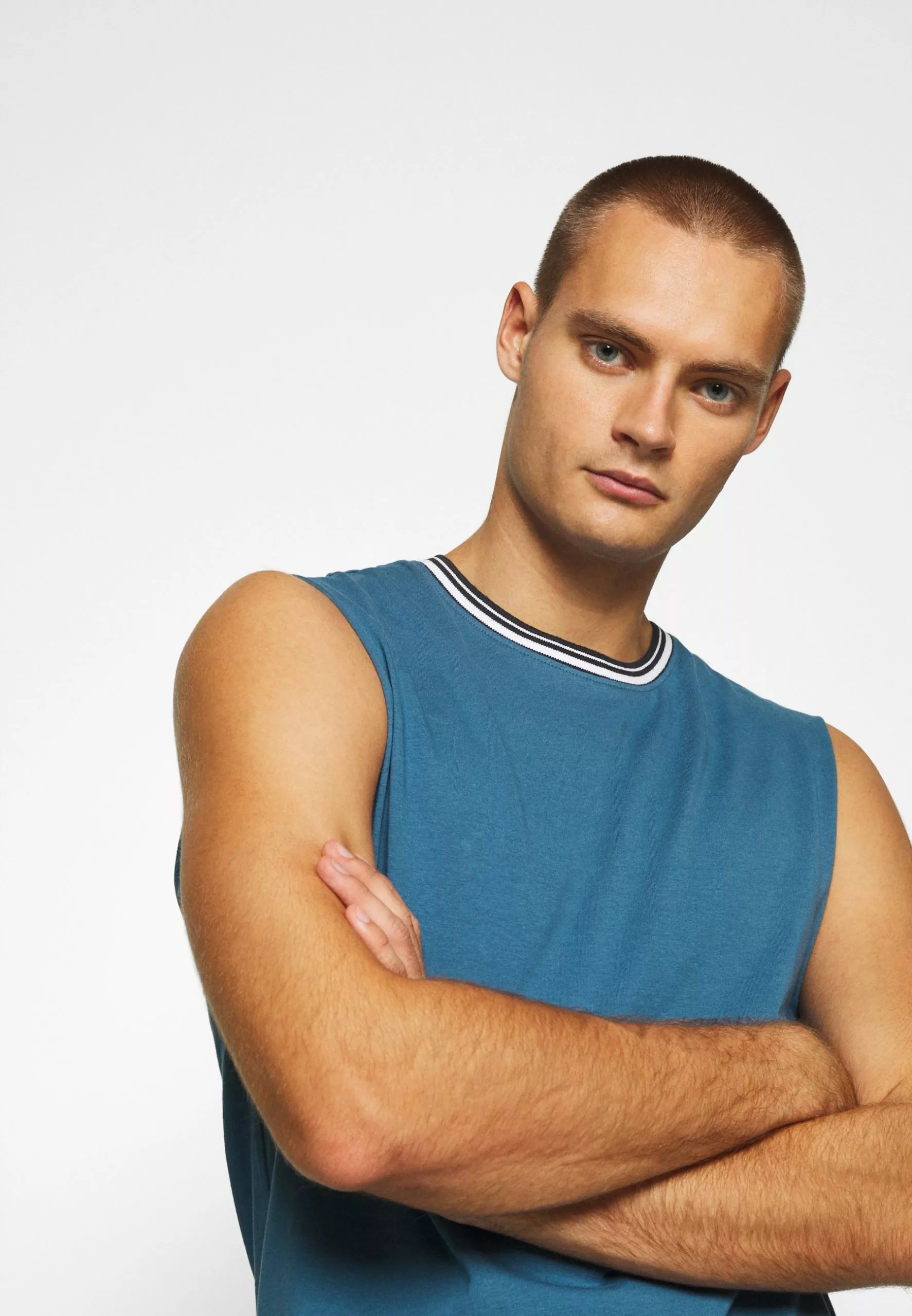 YOURTURN Prix Gelé UNISEX - Débardeur t shirt Col rond all 7 YOURTURN Prix Gelé UNISEX - Débardeur t shirt Col rond all – Image 5