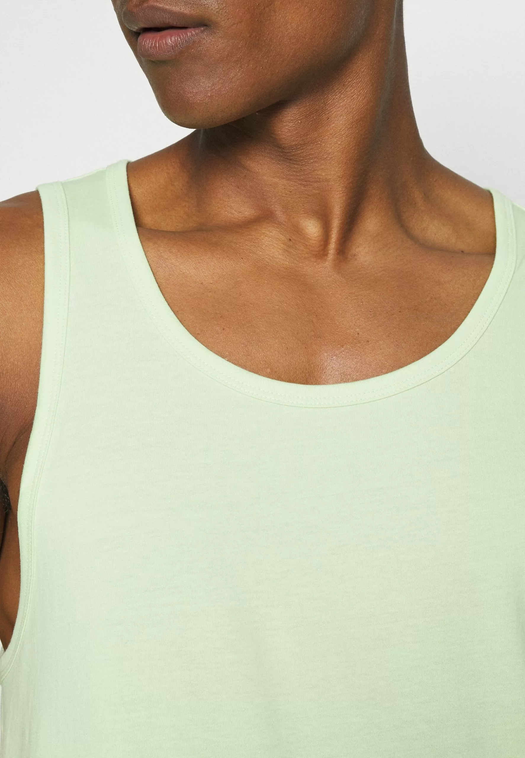 Première Qualité YOURTURN UNISEX - Débardeur t shirt Col rond all 8 Première Qualité YOURTURN UNISEX - Débardeur t shirt Col rond all – Image 6