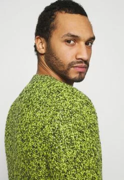 YOURTURN UNISEX - Pullover Prix Imbattable all -Vêtements Boutique 38220f8f049340bebff6eac4c8855767