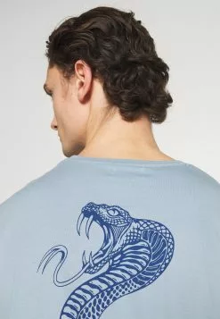 YOURTURN UNISEX - T-shirt imprimé Discount En Ligne t shirt Col rond all -Vêtements Boutique 3845fc88bebf4c8ebd784015cfdc97cf