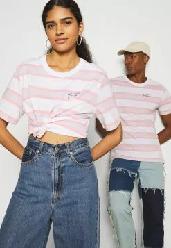 Prix Sacrifiés YOURTURN UNISEX - T-shirt imprimé t shirt Col rond all 14 Prix Sacrifiés YOURTURN UNISEX - T-shirt imprimé t shirt Col rond all -Vêtements Boutique 3a87ff8fea254bcea93b463fb4a8549f