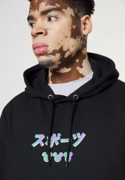 YOURTURN Meilleur Prix Garanti MICKEY SPORTS HOODIE UNISEX - Sweat à capuche pullover Capuche all -Vêtements Boutique 4244ba0446784a7296a408d1745963ae