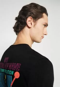 YOURTURN UNISEX - T-shirt imprimé Prix Incroyables t shirt Col rond all -Vêtements Boutique 44cfed4d84004e508754c615c82921a0