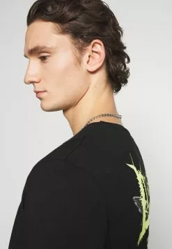 YOURTURN En Remise UNISEX - T-shirt imprimé t shirt Col rond all -Vêtements Boutique 4b92c8b8d5514ae7b5c02631852e3f26