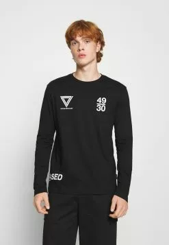 YOURTURN UNISEX - T-shirt à manches longues Pas Cher t shirt Col rond all -Vêtements Boutique 554b2758f68b4aac9eeb6a99f174f010