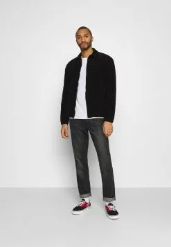 YOURTURN Prix Malin UNISEX - T-shirt imprimé t shirt Col rond all -Vêtements Boutique 55d4f01db87241f1925d8c16f097fbbd