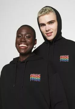 YOURTURN PRIDE UNISEX - Sweat à capuche Prix Refroidis pullover Capuche all 11 YOURTURN PRIDE UNISEX - Sweat à capuche Prix Refroidis pullover Capuche all -Vêtements Boutique 5999c705d75c4f3cadfa5ffabbc645de
