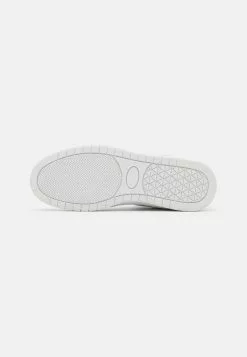 YOURTURN UNISEX - Baskets montantes Petit Prix sneaker Rond all 12 YOURTURN UNISEX - Baskets montantes Petit Prix sneaker Rond all -Vêtements Boutique 5abb9fefb7ff4020a601d924694a6129