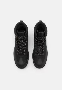 YOURTURN UNISEX - Bottines à lacets Prix De Rêve ankle boots Rond all -Vêtements Boutique 5dc6c4a6e1284a74b40be57f4405e2bb