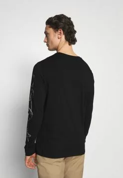 YOURTURN UNISEX - T-shirt à manches longues Prix Ourlé t shirt Col rond all -Vêtements Boutique 616a3d08e5164f53aa4ab03f26c9b250