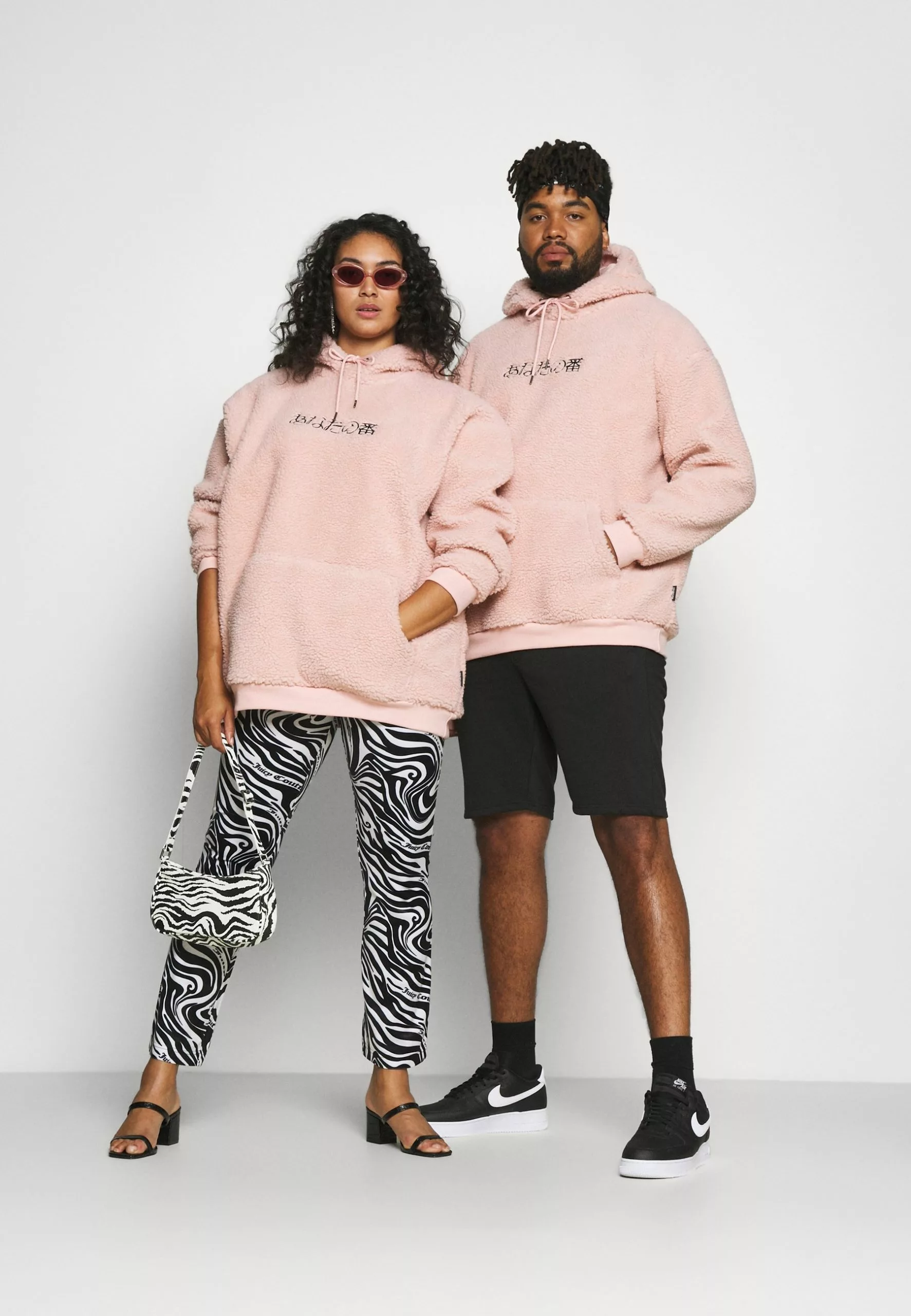 YOURTURN UNISEX - Sweat à capuche Prix Compétitif pullover Capuche all 4 YOURTURN UNISEX - Sweat à capuche Prix Compétitif pullover Capuche all – Image 2