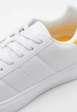 YOURTURN En promotion UNISEX - Baskets basses sneaker Rond all -Vêtements Boutique 6712566e658a4331874e5ee827cc7ba1