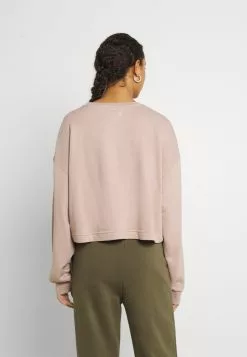 Prix Acceptable YOURTURN UNISEX - Sweatshirt pullover Col rond all -Vêtements Boutique 6be42a0d8b644fbcb10b846b42fe50a7