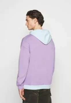 YOURTURN UNISEX - Sweat à capuche Rabais pullover Capuche all -Vêtements Boutique 70c0ad897f5a4c01a1bfd27ee2848ea7