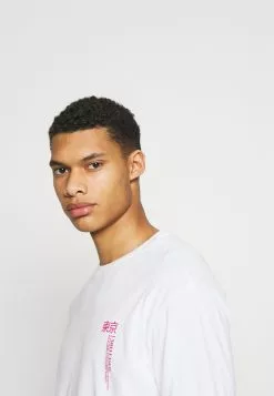 Prix Accessible YOURTURN UNISEX - T-shirt imprimé t shirt Col rond all -Vêtements Boutique 733ae02ad95d40189be8471c61329c1f