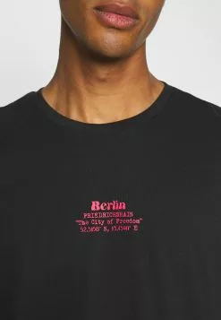 YOURTURN Bonne Qualité UNISEX - T-shirt imprimé t shirt Col rond all -Vêtements Boutique 7a5fc2f7ebb64a38b5c1cd7b5a29e2e7