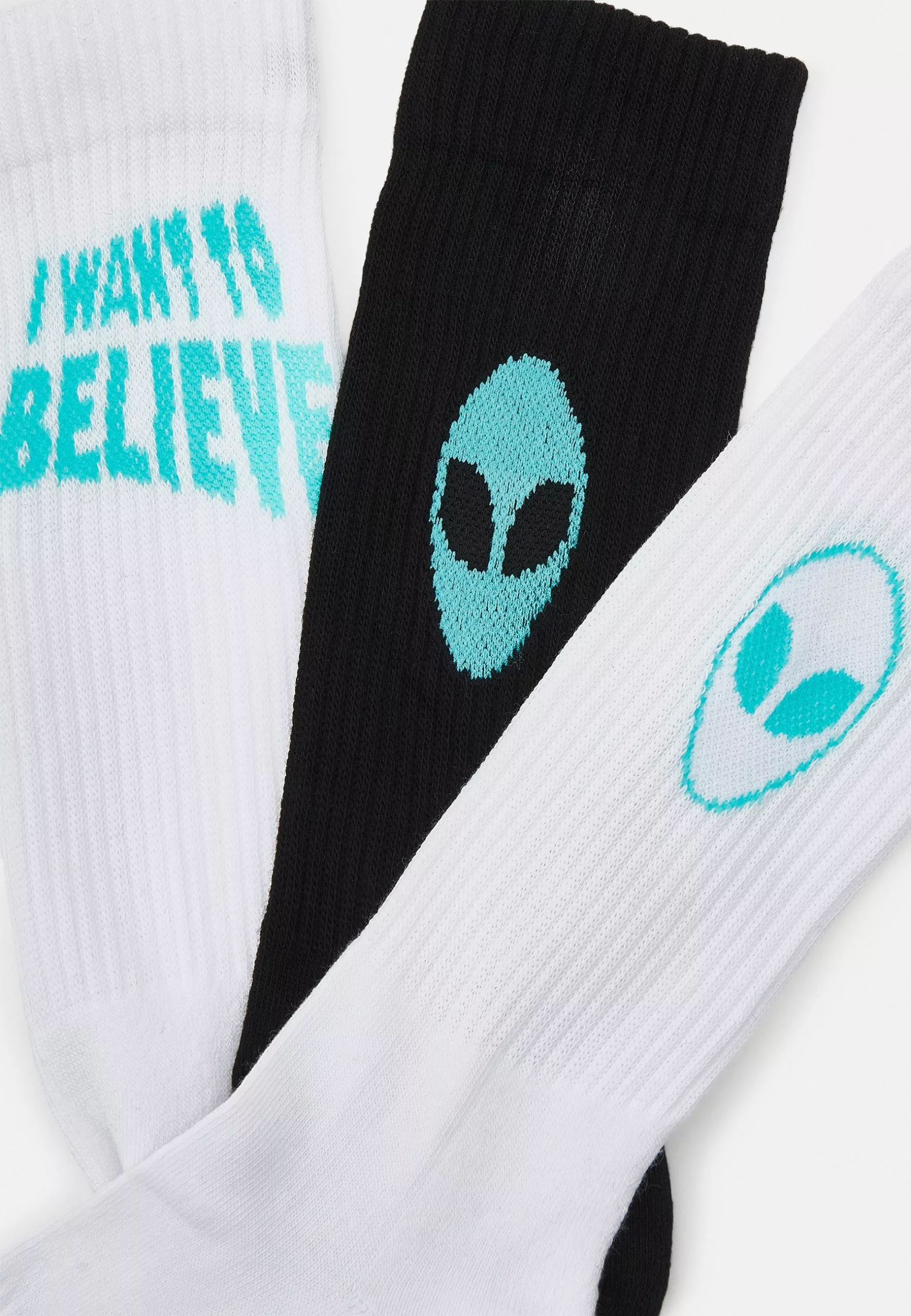 YOURTURN Prix Refroidis 3 PACK - Chaussettes stocking men 4 YOURTURN Prix Refroidis 3 PACK - Chaussettes stocking men – Image 2