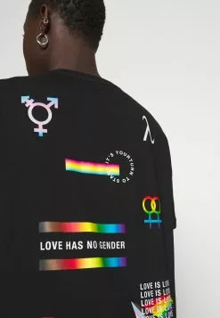 YOURTURN PRIDE UNISEX - T-shirt imprimé Rabais t shirt Col rond all -Vêtements Boutique 7cb8c1a59ac3434e9bfba80e87aa9565