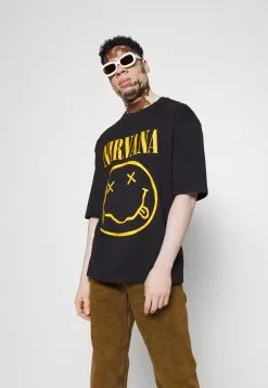 YOURTURN Prix Usine NIRVANA SMILY UNISEX - T-shirt imprimé t shirt Col rond all -Vêtements Boutique 811c300fc0574e3ca99f942782476c53