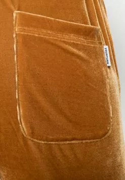 Prix Abordable YOURTURN FESTIVE JOGGER - Pantalon de survêtement trouser Haute all -Vêtements Boutique 82822bb0a43b4003ac7796c3f130a240