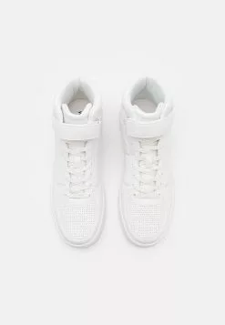 YOURTURN UNISEX - Baskets montantes Petit Prix sneaker Rond all 11 YOURTURN UNISEX - Baskets montantes Petit Prix sneaker Rond all -Vêtements Boutique 8bdbe5326f2e42dc8bdeca24314dca3a