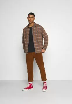 YOURTURN Se Vend Bas Prix UNISEX - T-shirt à manches longues t shirt Col rond all -Vêtements Boutique 8d58362092af462a8b3829107049e4c3