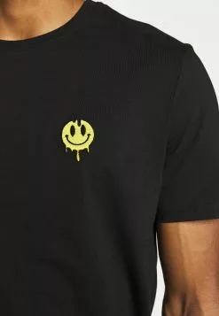 YOURTURN Discount En Ligne T-shirt imprimé t shirt Col rond all 17 YOURTURN Discount En Ligne T-shirt imprimé t shirt Col rond all -Vêtements Boutique 8d7bee4c97674cb7a4dcafb1c9aa3aff