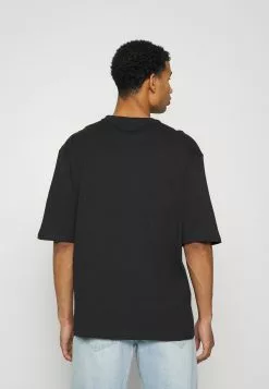 Qualité Excellente YOURTURN UNISEX TOM & JERRY TEE - T-shirt imprimé t shirt Col rond all 9 Qualité Excellente YOURTURN UNISEX TOM & JERRY TEE - T-shirt imprimé t shirt Col rond all -Vêtements Boutique 919f338c9de64c01822a6bfec9664cae