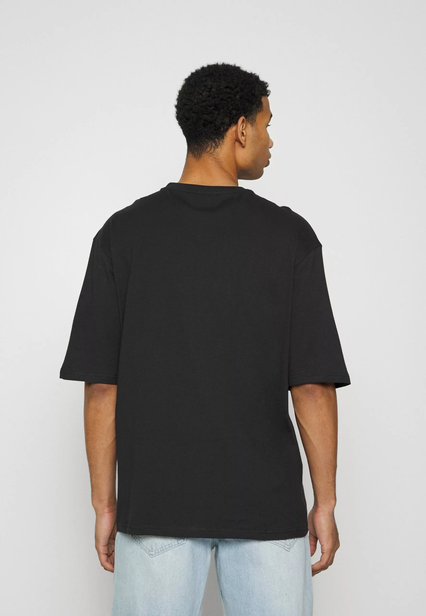 Qualité Excellente YOURTURN UNISEX TOM & JERRY TEE - T-shirt imprimé t shirt Col rond all 5 Qualité Excellente YOURTURN UNISEX TOM & JERRY TEE - T-shirt imprimé t shirt Col rond all – Image 3