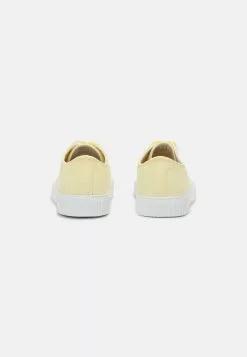 YOURTURN UNISEX - Baskets basses - yellow Prix Préférentiel sneaker Rond all -Vêtements Boutique 98c1c545b8d84945b37f75a54bd54611