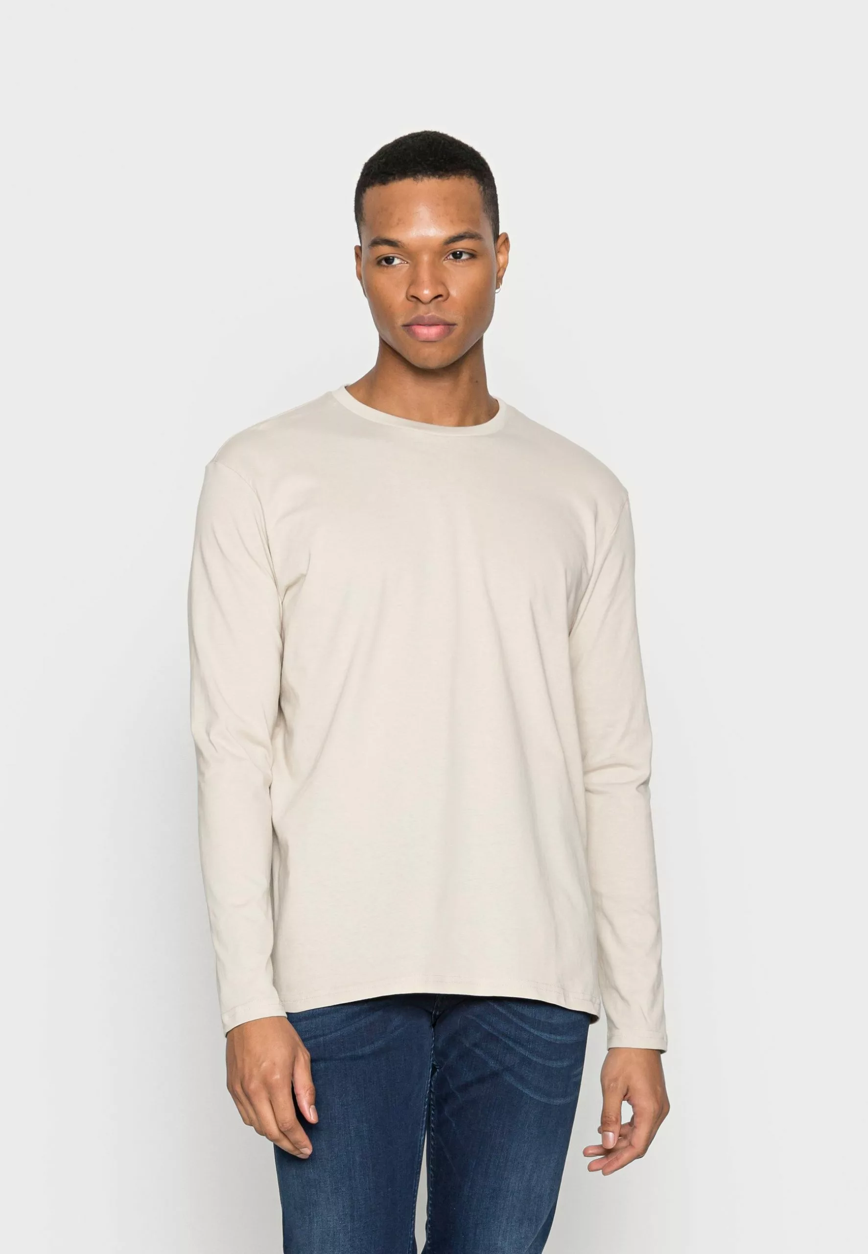 YOURTURN 5 PACK - T-shirt à manches longues Prix d’Amis t shirt Col rond all 7 YOURTURN 5 PACK - T-shirt à manches longues Prix d’Amis t shirt Col rond all – Image 5