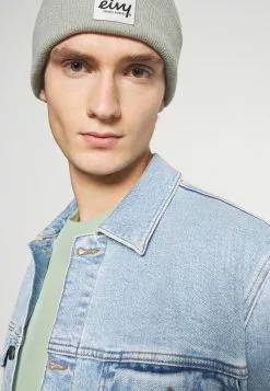 YOURTURN UNISEX - T-shirt imprimé Promos t shirt Col rond all -Vêtements Boutique 9f6ab3c70a824f32b12ebe5c07d9f96b