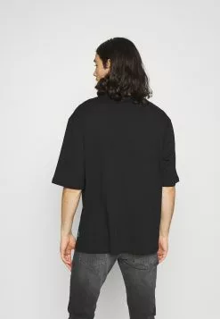 Prix Affortable YOURTURN OVERSIZE UNISEX - T-shirt imprimé t shirt Col rond all 11 Prix Affortable YOURTURN OVERSIZE UNISEX - T-shirt imprimé t shirt Col rond all -Vêtements Boutique a7d40ae3e49642848f14c44bbd9ff239