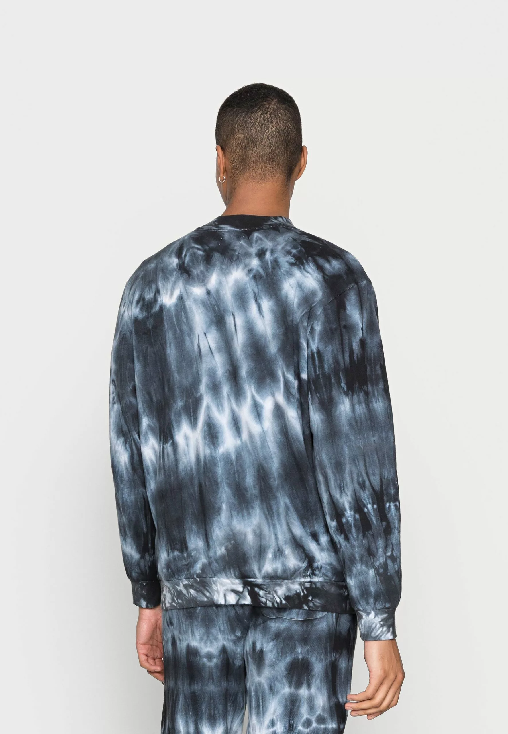 YOURTURN Qualité garantie 100% UNISEX - Sweatshirt pullover Col rond all 5 YOURTURN Qualité garantie 100% UNISEX - Sweatshirt pullover Col rond all – Image 3