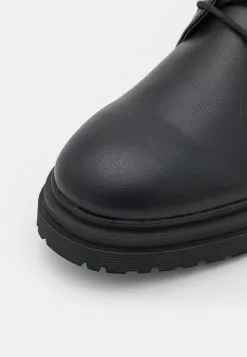 YOURTURN Soldes En Ligne UNISEX - Derbies low shoe Rond all -Vêtements Boutique b15dd25892274c15afc38d44a471df47