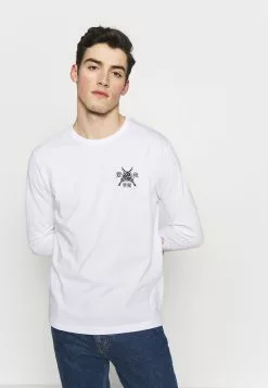 YOURTURN T-shirt à manches longues Prix Incroyables t shirt Col rond all -Vêtements Boutique b93fced6baf74b7faaf69450a8732db2