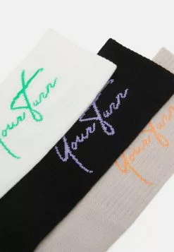 YOURTURN Soldes 2023 -Vêtements Boutique d8e736582b9c4c7194d6e16c44d6cde7