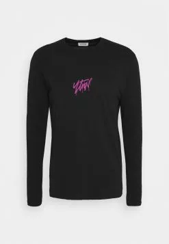 YOURTURN T-shirt à manches longues Prix Dégriffé t shirt Col rond all -Vêtements Boutique dd43256e360846be9a5f696154680abe