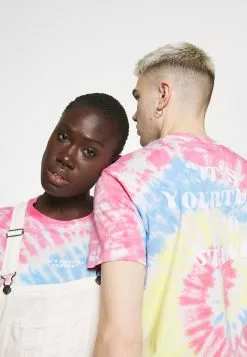Prix Légers YOURTURN PRIDE UNISEX - T-shirt imprimé t shirt Col rond all -Vêtements Boutique de8ec7f9b7e54044b348e2c418052b2c