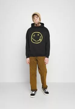 YOURTURN Prix Réduit NIRVANA FACE PRINT HOODIE UNISEX - Sweat à capuche pullover Capuche all -Vêtements Boutique dee4ab08e9f14629a131ba852d0e0721