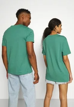 Prix Refroidis YOURTURN UNISEX - T-shirt imprimé t shirt Col rond all -Vêtements Boutique e4c3a65bdfdd4de6b45e07e4f58a92ef